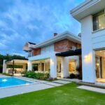 5 impresionantes diseños de jardines para fincas que te dejarán sin aliento