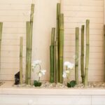 Adornos para una boda en el jardín: Ideas para decorar la entrada con bambú
