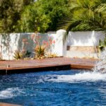 Diseño de cascadas artificiales para jardín: ideas y consejos imprescindibles