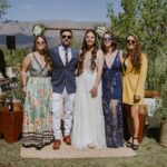 Guía de estilo: Cómo vestirse para una boda de día en jardín