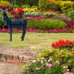 Ideas para la decoración de jardines con estatuas: Cómo embellecer tu espacio exterior