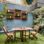 Jardines con pared de madera: ideas y consejos para crear un espacio natural y acogedor