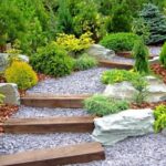 Jardines con piedras y madera: ideas y consejos para crear espacios naturales y acogedores